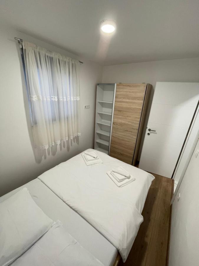 Holiday Home “Marko” With Heated Pool! Nin Buitenkant foto